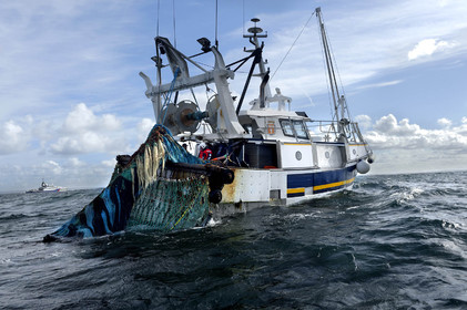 Construit à Cherbourg-en-Cotentin par les Constructions Mécaniques de Normandie (CMN), le PAM Thémis (Patrouilleurs des Affaires Maritimes) renforce le dispositif de surveillance de la zone Manche-Mer du Nord où, outre ses missions de contrôle des pêches, il participe à la permanence opérationnelle établie sous l'autorité du préfet maritime dans le cadre de la fonction de garde-côte.