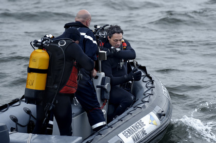 Le Géranium est entré en service en février 1997, et comme il est de tradition dans la gendarmerie, toutes les unités d'une même série portent des noms relevant d'une thématique unique (la Jonquille, la Violette et le Jasmin). L'identité professionnelle des gendarmes maritimes correspond à leur expertise d'enquêteurs et d'officiers de police judiciaire.